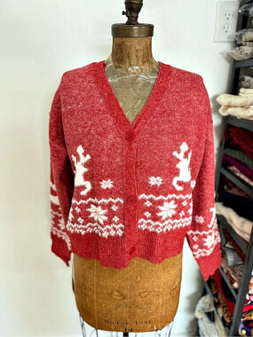 NWT no comment Fair Isle Reindeer Holiday Cardigan Sweater & socks Red & White M